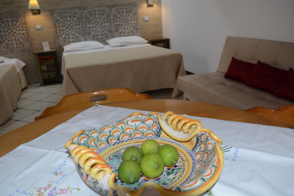 Villa Syrakosia A Ortigia à Syracuse Extérieur photo